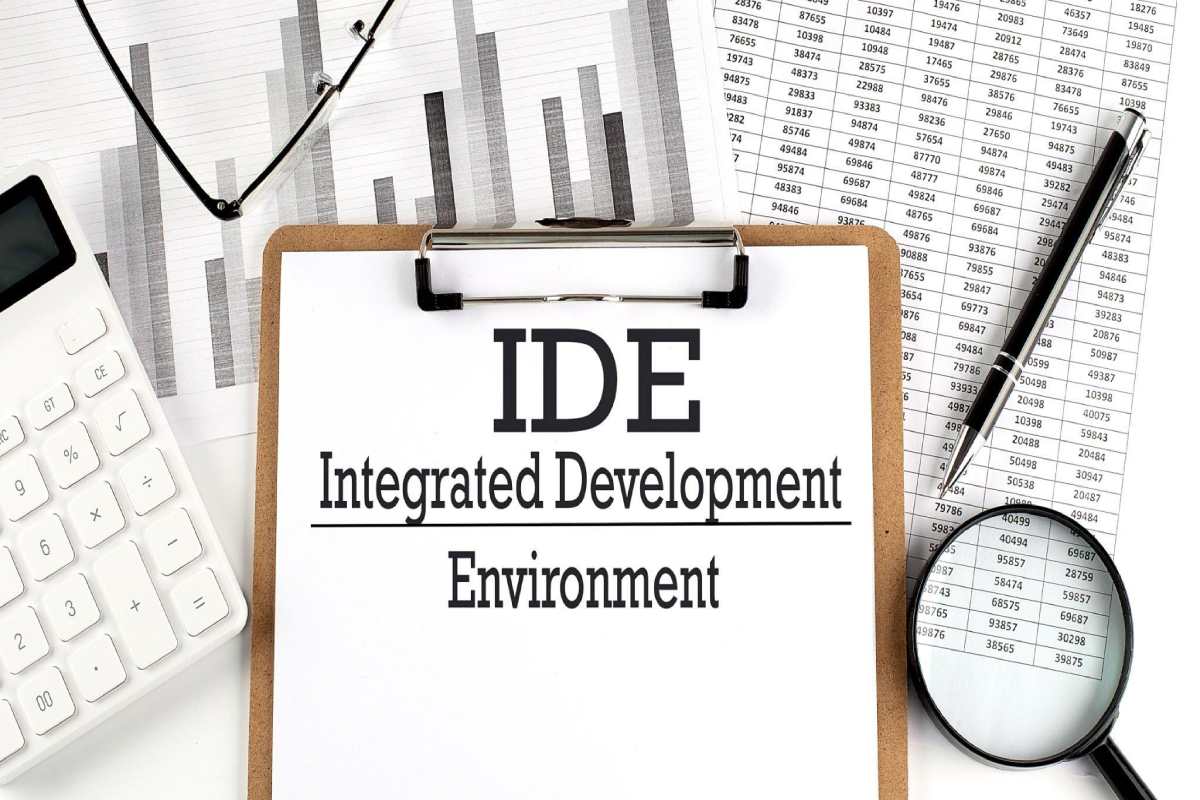 Integrated Development Environment (IDE)